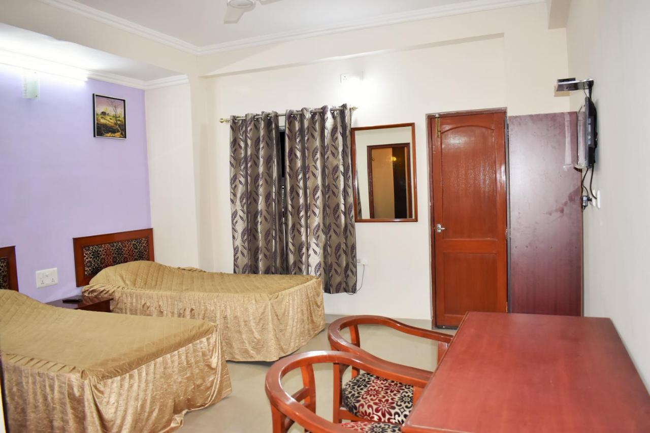Отель Bodhi Residency Экстерьер фото