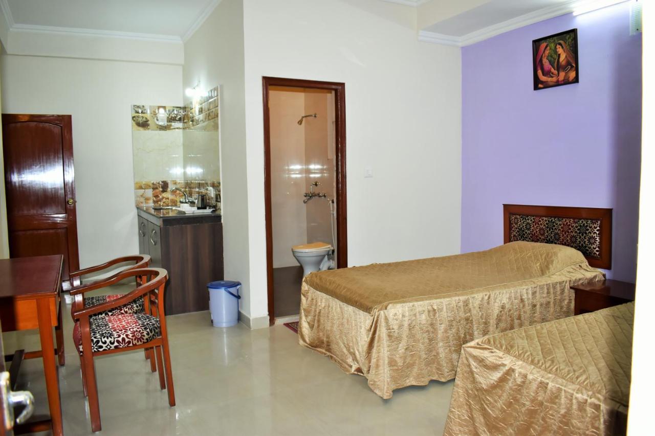 Отель Bodhi Residency Экстерьер фото