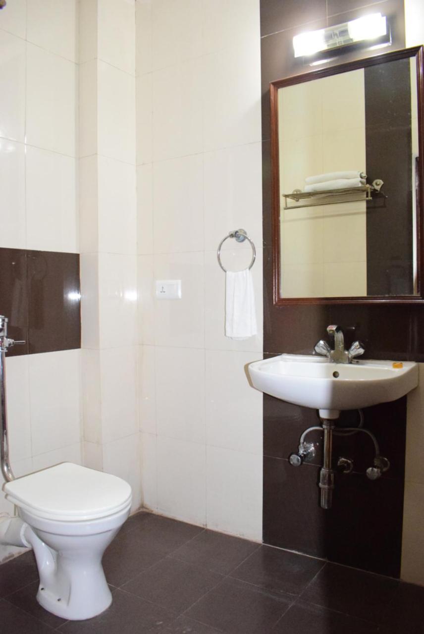 Отель Bodhi Residency Экстерьер фото