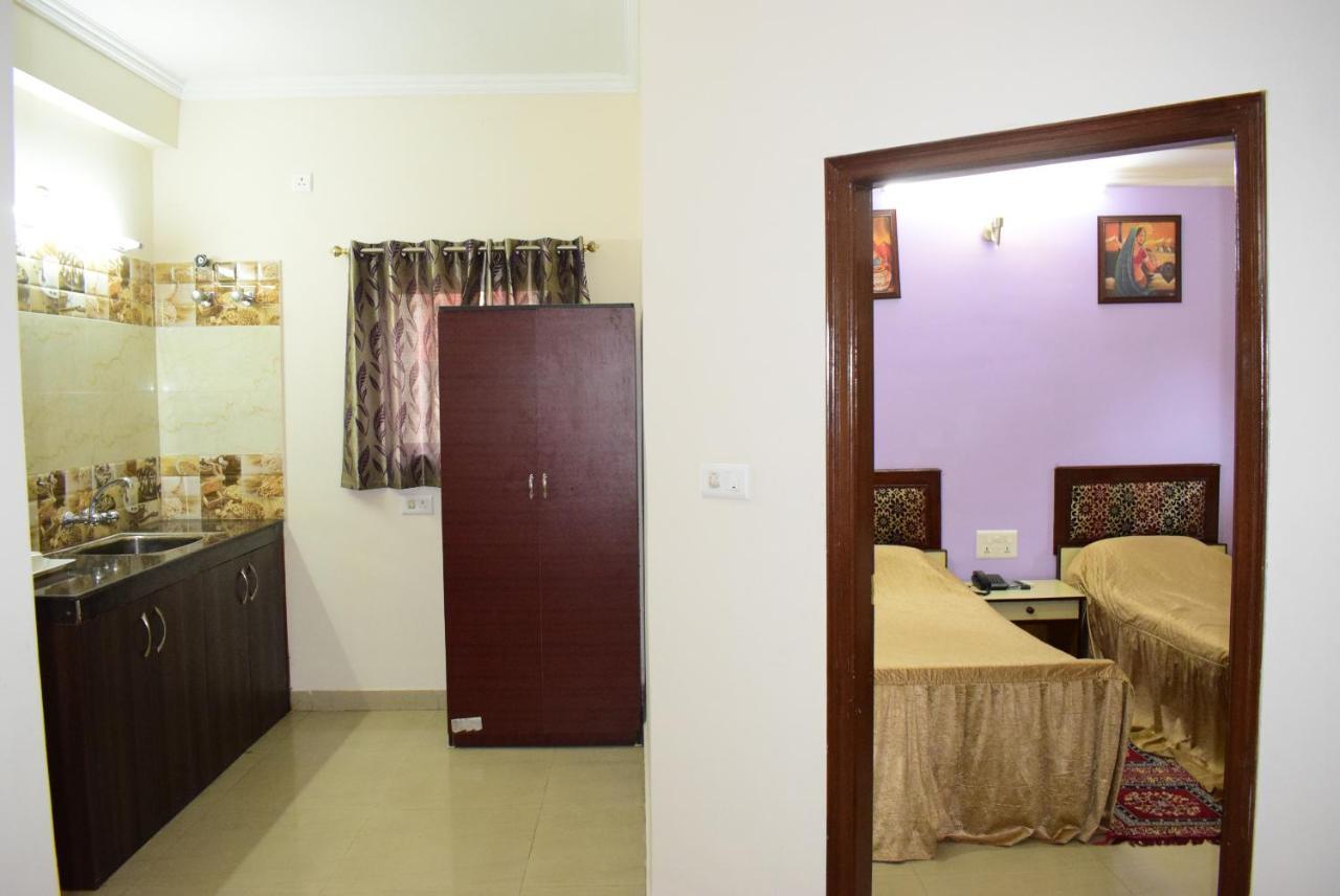 Отель Bodhi Residency Экстерьер фото
